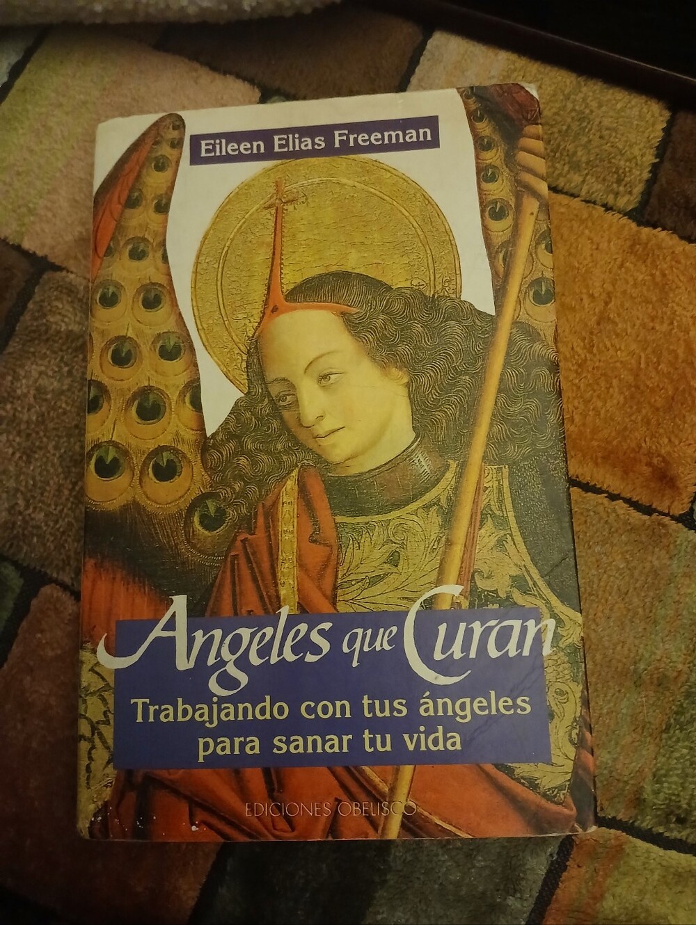 Angeles que Curan Book